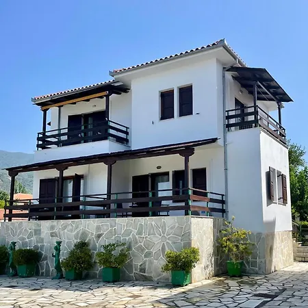 Anemos Pelion Seaview לינה וארוחת בוקר 4*